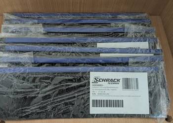 Przepust szczotkowy Schrack HDZA0003 32cm do szaf RACK – NOWE, 7 szt.