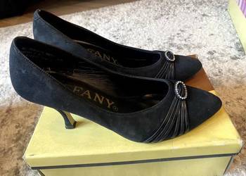 Czarne buty na obcasie TIFFANY