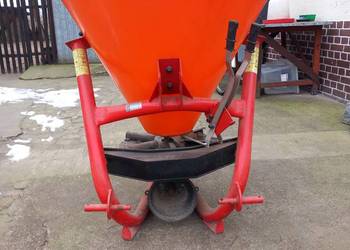 Rozsiewacz do nawozu 200 L DEXWAL