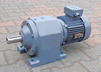 Motoreduktor 1,1kw. 40obr./min. SEW. R703DT90S-4TF
