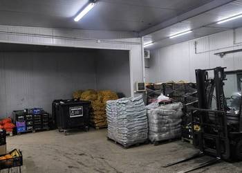 Sprzedam magazyn 350m2