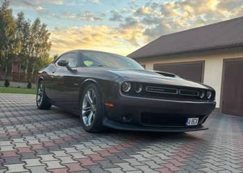 Sprzedam Dodge Challenger RT