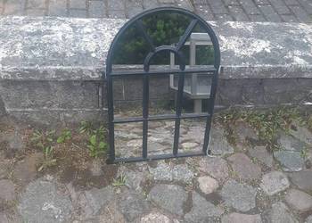 stare okno żeliwne z lustrami