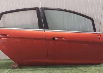 DRZWI PRAWY PRZÓD FORD FIESTA MK7 LAK: T9