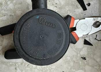 Separator/Zawór odmy 1.8t 06a 129 101 a