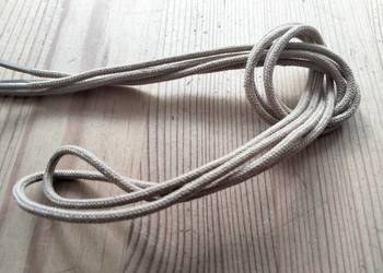 Sznurowadła okrągłe cienkie długość 75 cm kolor jasny brąz