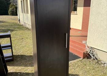 Wysoka szafa do biura/salonu