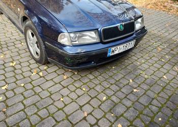 Syndyk sprzeda samochód Skoda Octavia