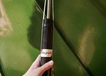 Amortyzatory tył L P Mercedes W123