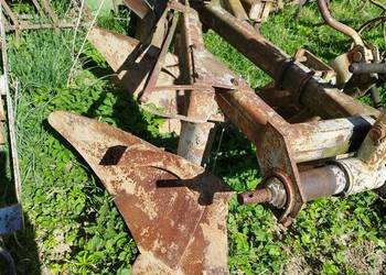 Pług 3 skibowy