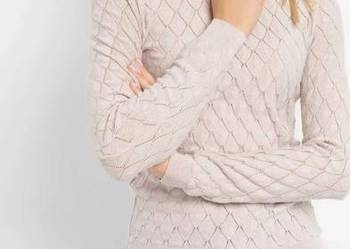 Nowy sweter z metaliczną nitką pudrowy róż błyszczący Orsay