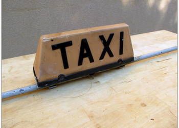 Lampa TAXI PRL „szpakówka” Fiat 125p – DO RENOWACJI