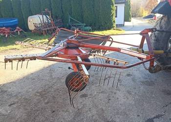 Zgrabiarka karuzelowa Deutz-Fahr