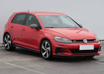 VW Golf GTI TCR