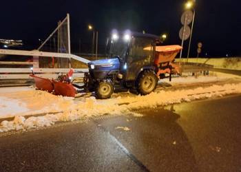 ODŚNIEŻANIE DĘBLIN PARKINGI CHODNIKI