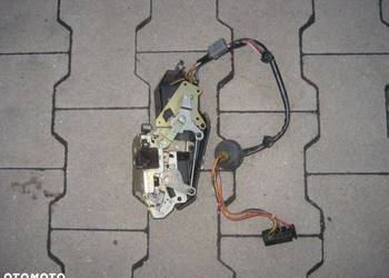 VOLVO 850 92-96R ZAMEK DRZWI PRZÓD PRAWY 9152536