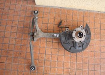 PIASTA ZWROTNICA WAHACZ LEWY PRZÓD AUDI A4 B6 2.0 FSI