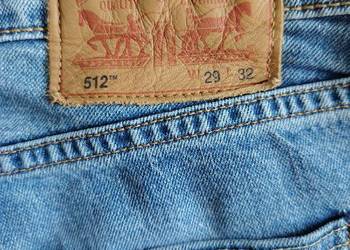 Levi Strauss 512
