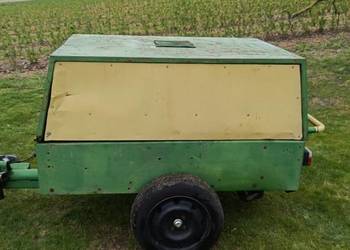 Kompresor śrubowy spalinowy