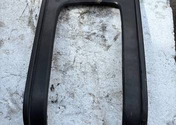 Obudowa Ramka Lampy Przód Mercedes 709