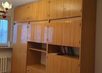 Pojemne regały, niewielka cena!