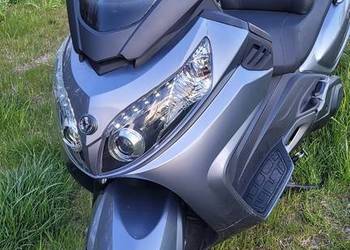 SYM MAXSYM suzuki yamaha honda