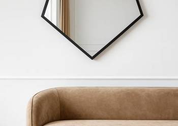 Lustro o geometrycznym kształcie w ramie – PENTA W RAMIE