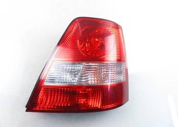 LAMPA PRAWA TYLNA KIA SORENTO I (JC) 