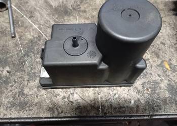 Pompka centralnego zamka audi 80 b4