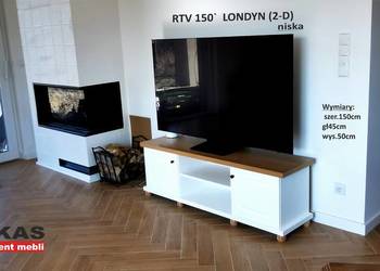 Śliczna KOMODA RTV 150` (2D) LONDYN niska Biała Blat Dąb Producent BEKAS