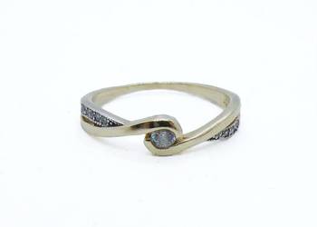 Złoty Pierścionek Próby 585 2g Rozmiar 15 Cyrkonie Ocechowany