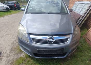 Cały na części Opel Zafira 2.0 CDTI 150 km