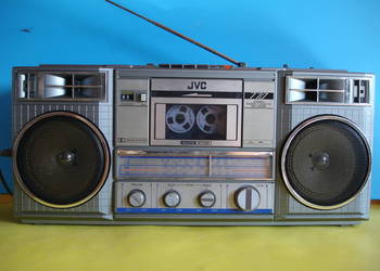Radiomagnetofon JVC RC-770