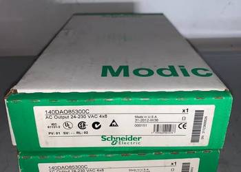 Schneider Electric 140DAO85300C AC Output 24-230VAC 4x8 Open box