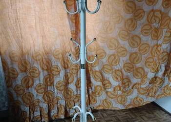 wieszak loft retro biały złoty metal i plastik  185 cm