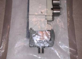 Elektrozawór SMC SY5120-5WAOU-C6F-Q 5 port solenoid valve, 4/5 PORT