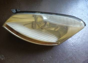 Lampa przód Citroen C4 Picasso