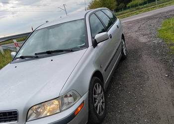Volvo v40 1.8 122km