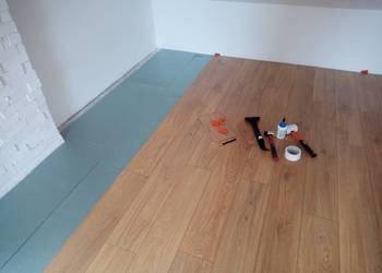 Układanie montaż paneli podłóg Układanie montaż paneli podłóg