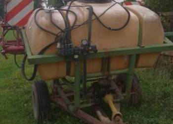 Opryskiwacz 1100 l amazone 12m zawieszany