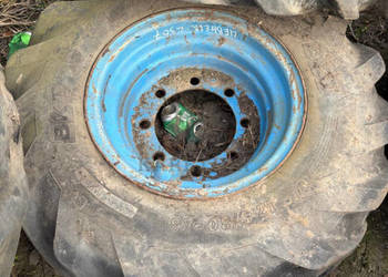 Liebherr L507 L507 Koło Felga Opona 12.5/80-18 BKT