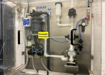 układ dozujący kwas nadoctowy i H2O2 do CIP Connexx, bezpieczna dezynfekcja
