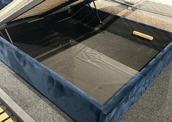 Łóżko tapicerowane 160x200 z pojemniekim -40%