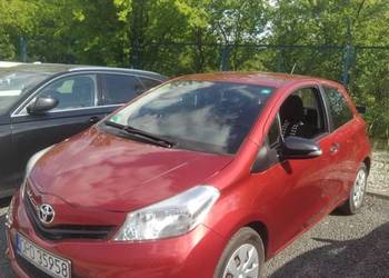 Toyota Yaris 1.0 tylko 70.000 km od nowości.