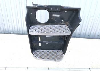 STOPIEŃ KABINY LEWY SCANIA KM