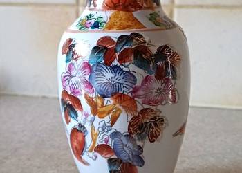 vintage chiński wazonik