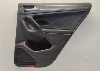 VW TIGUAN II TAPICERKA BOCZKA DRZWI PRAWY TYŁ 5NA867212S KTL