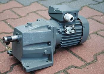 Motoreduktor 0.37kw. 400obr./min.. Firmy VEM. Fvat