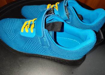 Lekkie i wygodne adidasy