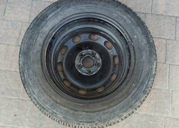 Opona z felgą 195/65R15